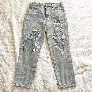 American Eagle Distressed Jeans